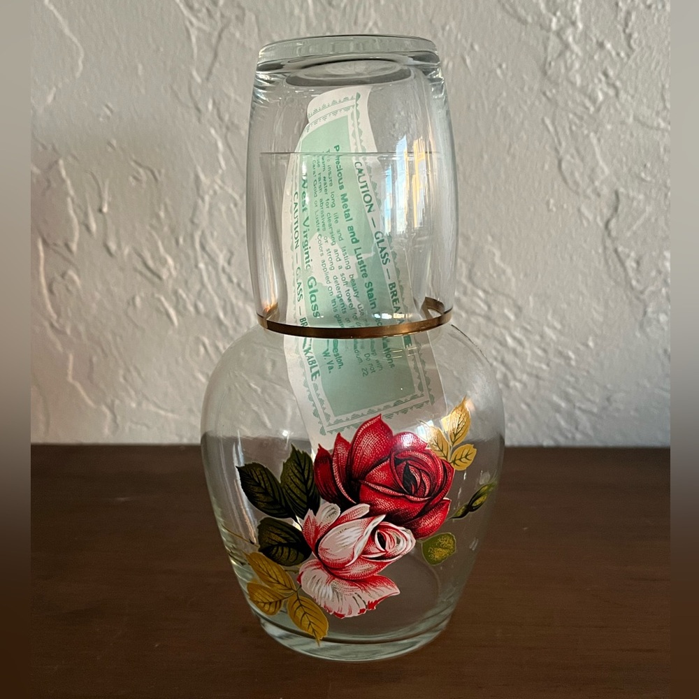 🌹West Virginia Paladium 22K Gold Floral Glass Carafe with Red and White Roses🌹 - Picture 1 of 12